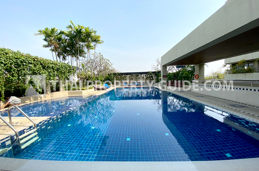 Condominium in Sathorn 